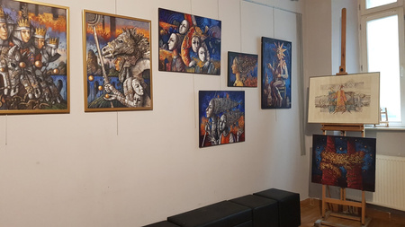 DEBIUT z mentorem - pokaż swoje prace w galerii Maya!